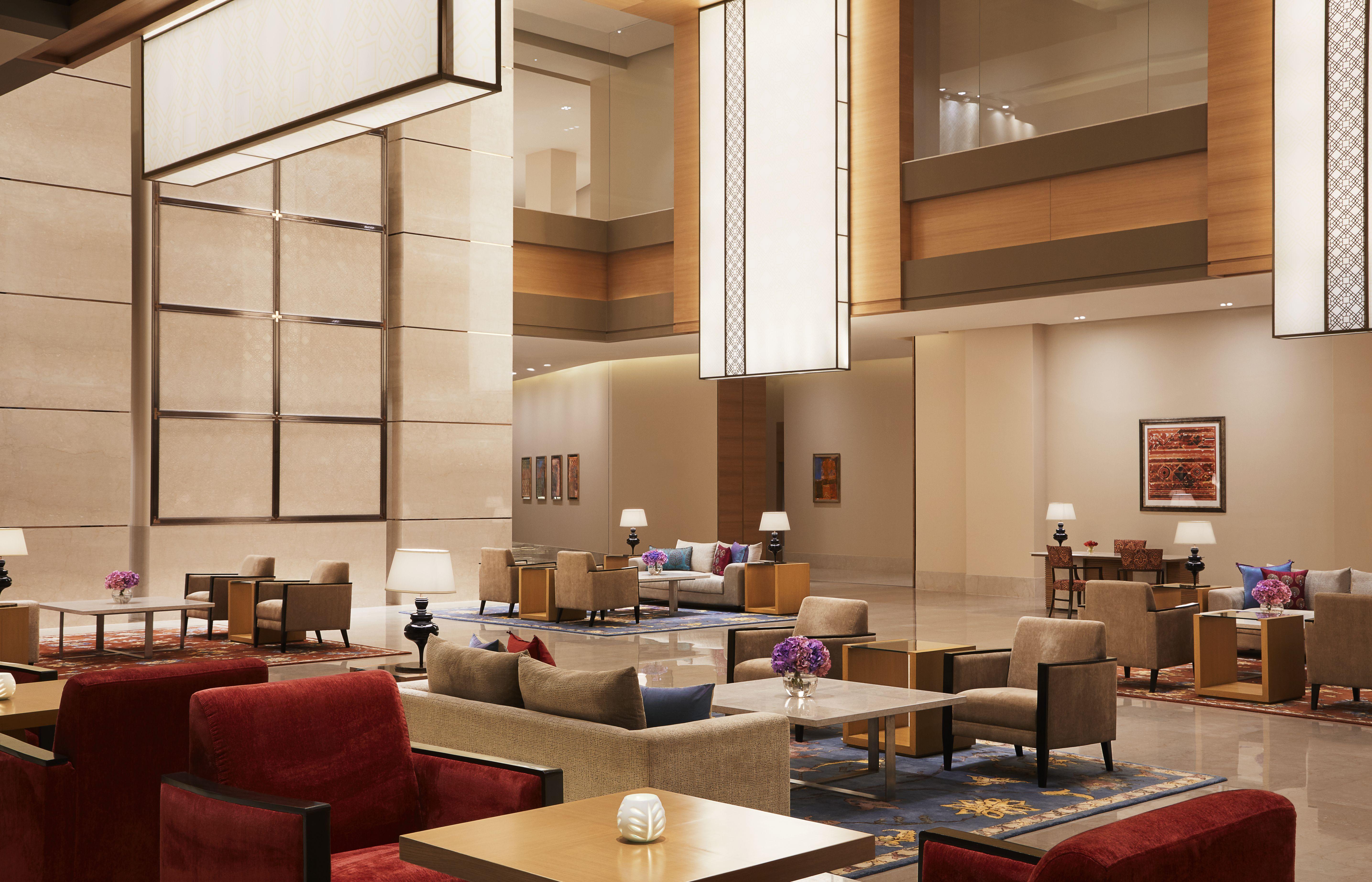 فندق تاج بانجالور دافانهالي المظهر الخارجي الصورة The lobby of the hotel