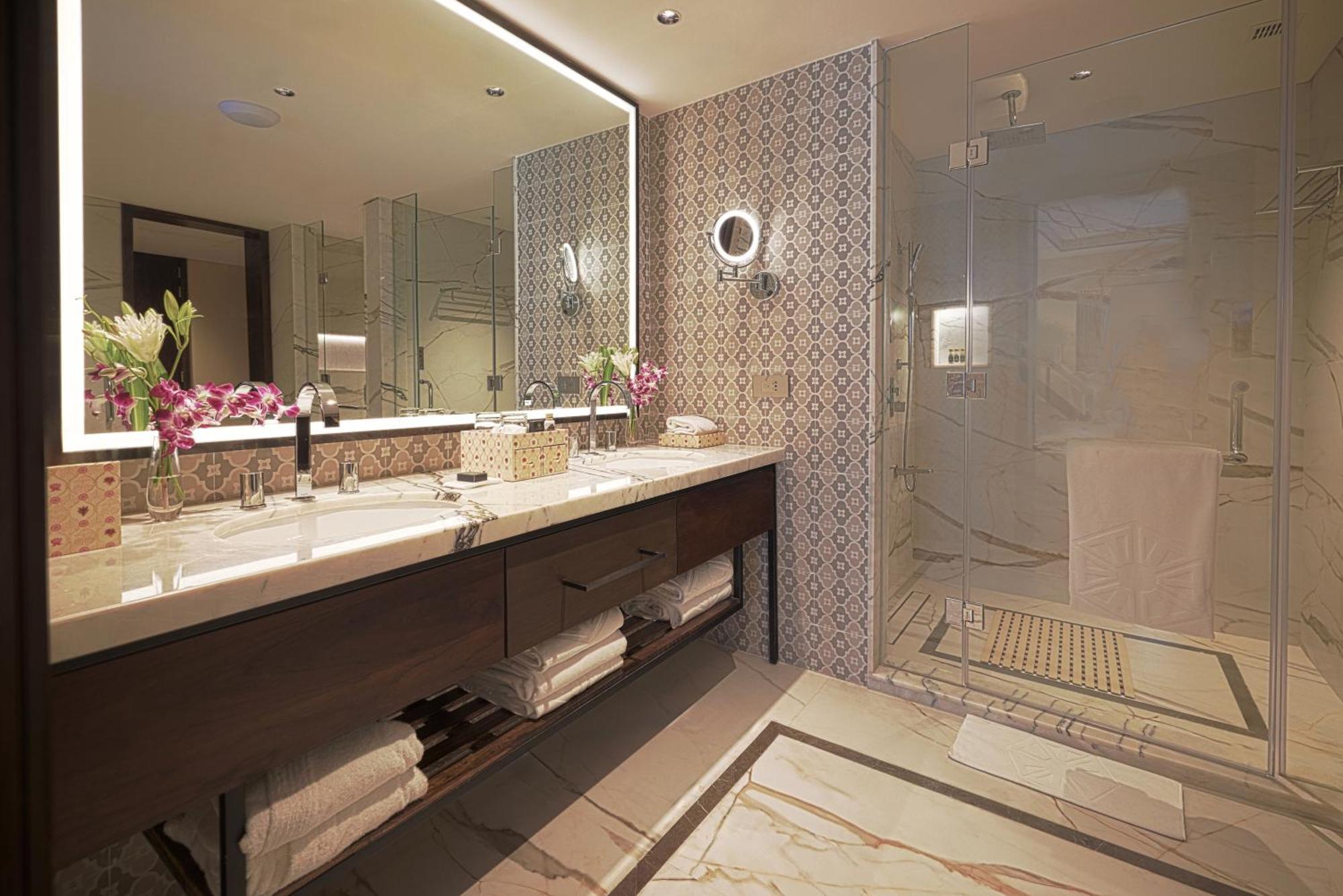 فندق تاج بانجالور دافانهالي المظهر الخارجي الصورة Bathroom